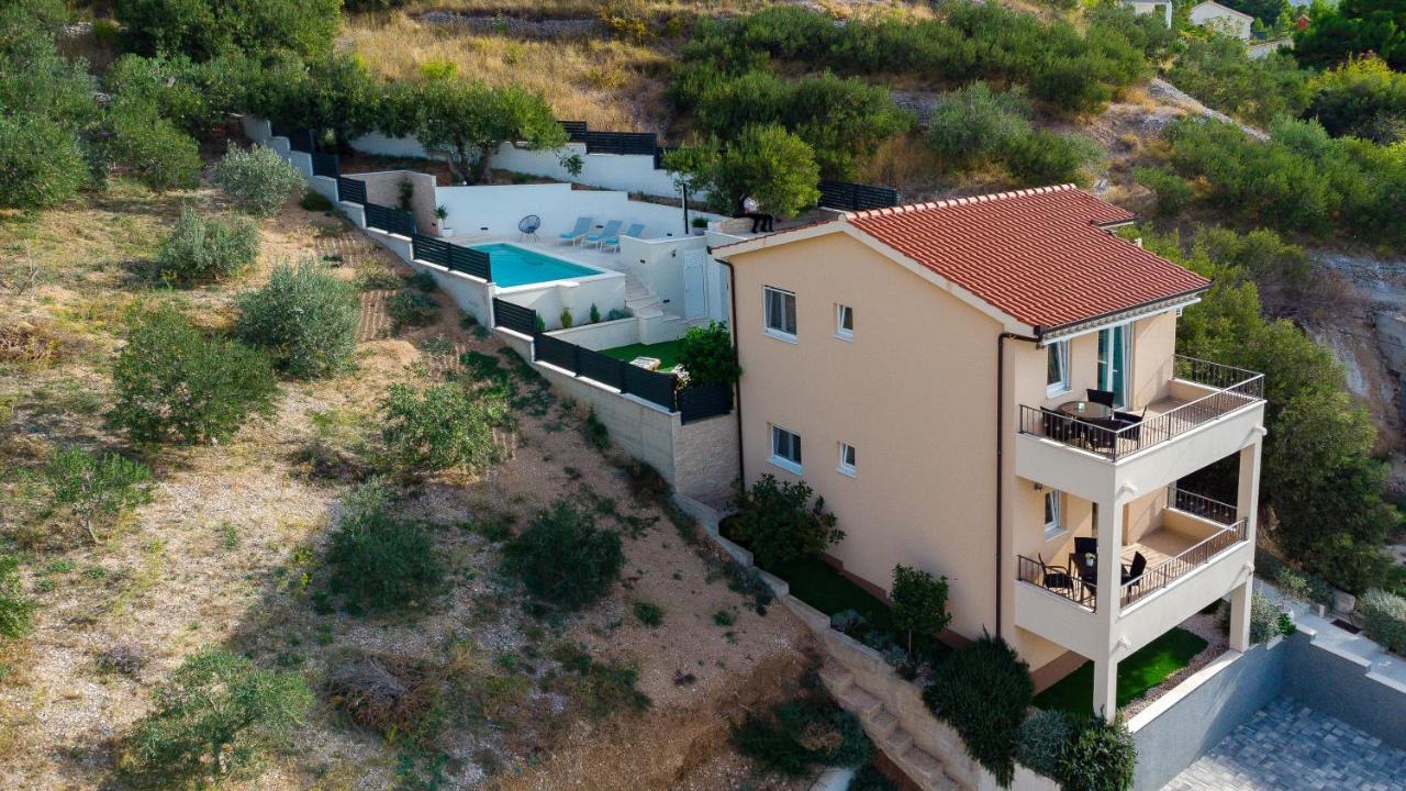 Villa Vruja Pisak Exteriör bild