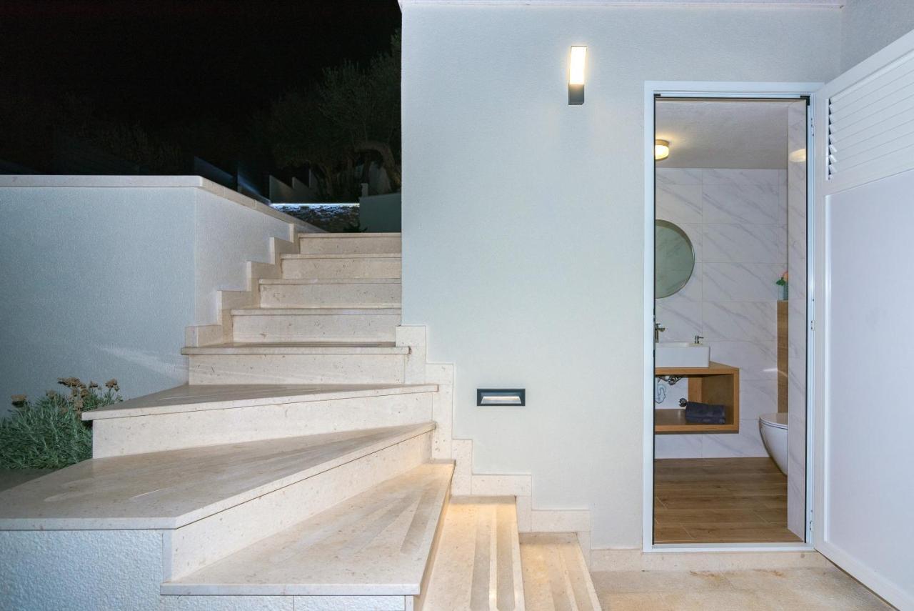 Villa Vruja Pisak Exteriör bild
