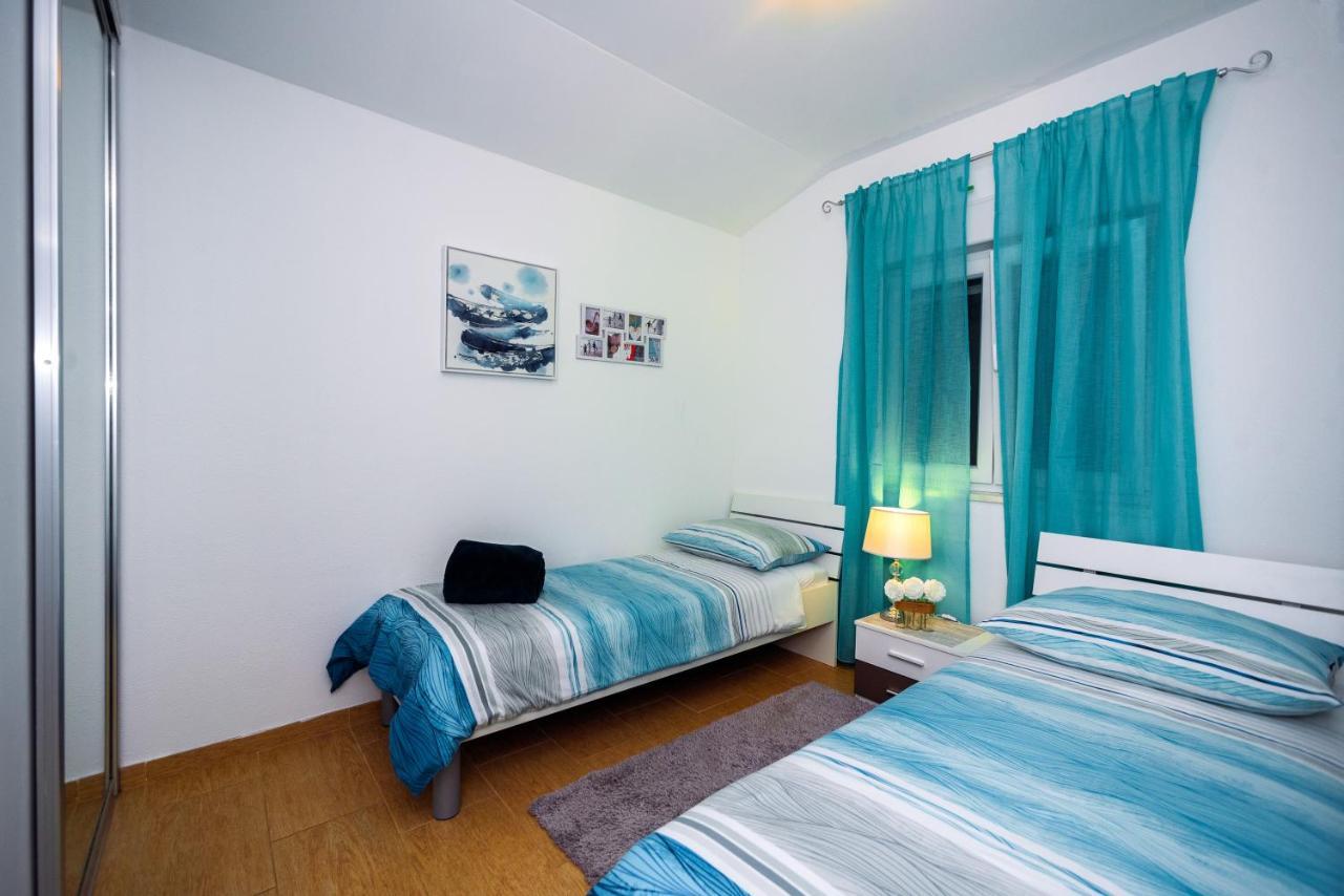 Villa Vruja Pisak Exteriör bild