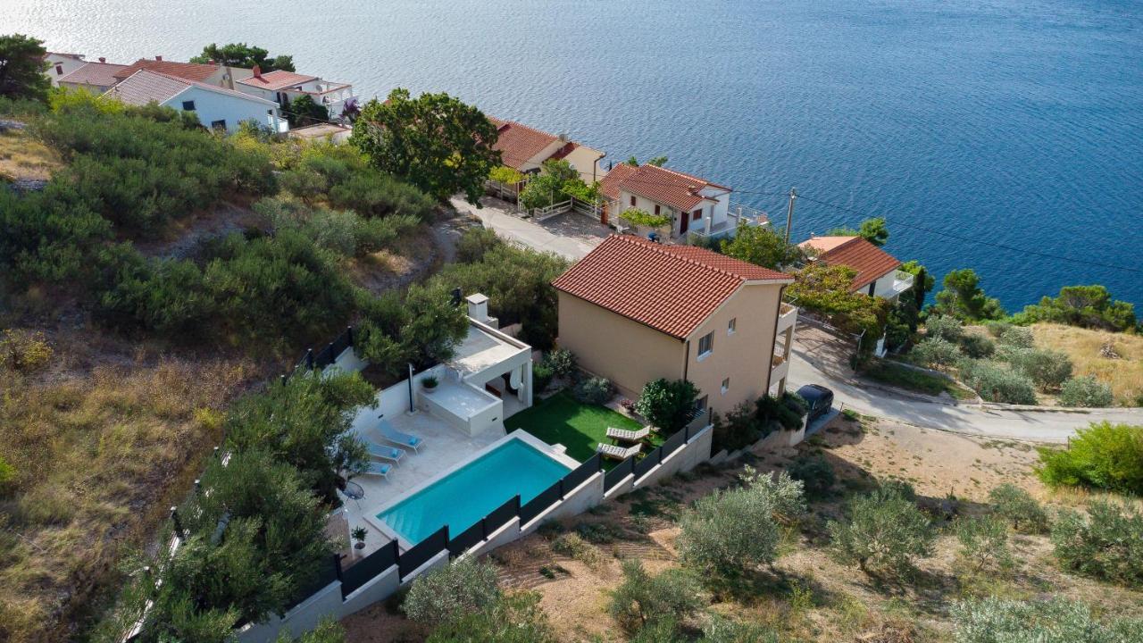 Villa Vruja Pisak Exteriör bild